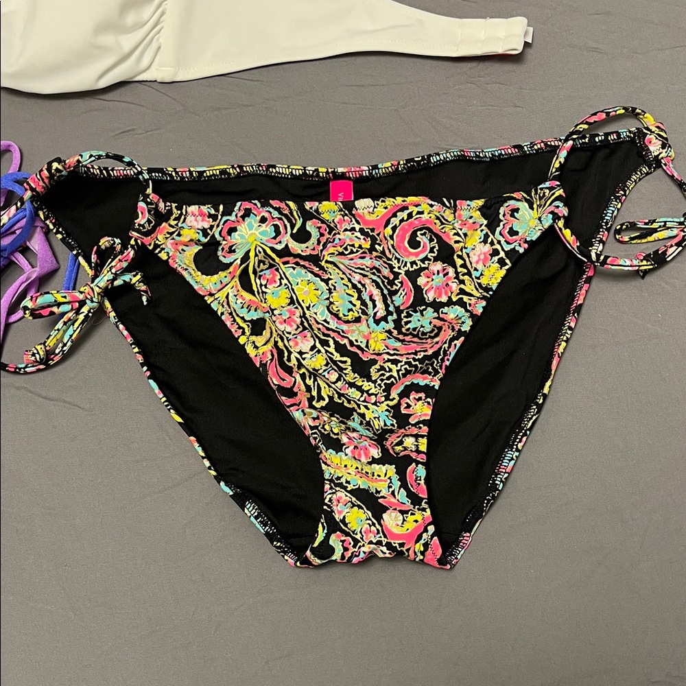 Victoria's Secret Multicolor Patterned Bikini Set - Picture 3 of 10